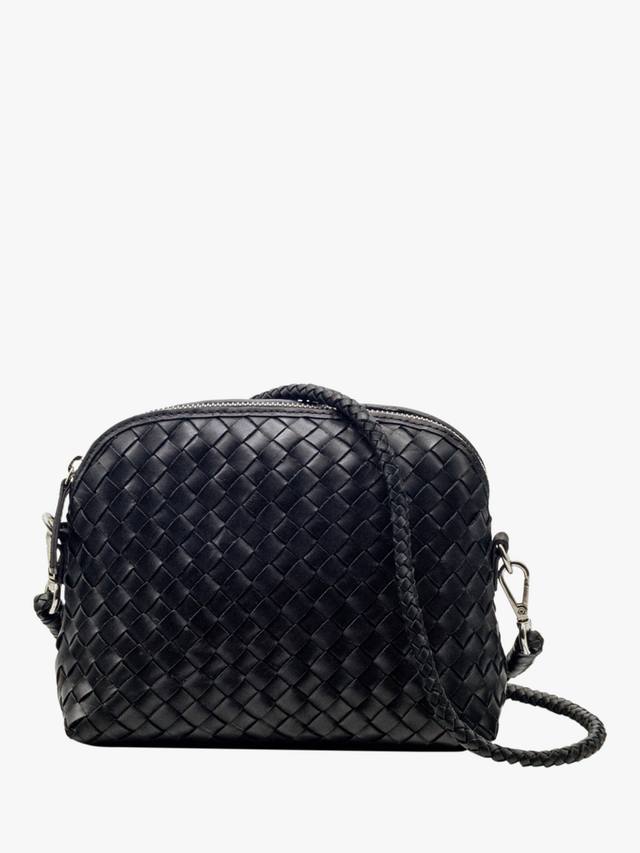 Объемная сумка Fellini Pochette из плетеной кожи через плечо Dragon Diffusion, Black
Объемная сумка Fellini Pochette из плетеной кожи через плечо Dragon Diffusion, Black