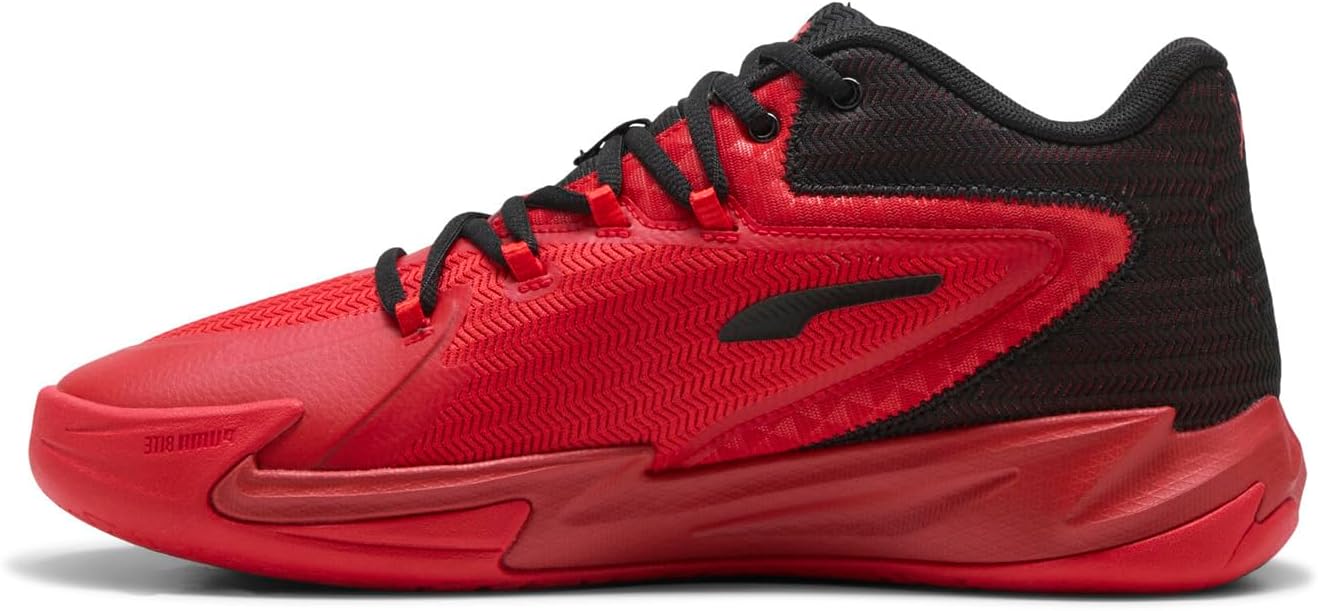 Мужские баскетбольные кроссовки Puma Dagger, черный/красный
Мужские баскетбольные кроссовки Puma Dagger, черный/красный