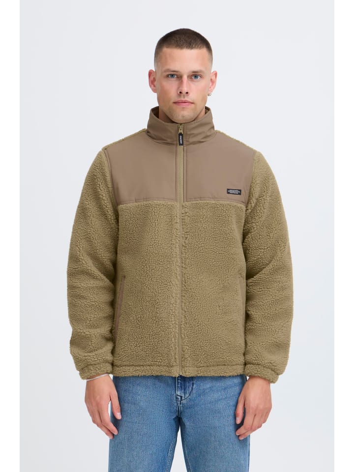 Плюшевая куртка BHMTort коричневого цвета BLEND
Плюшевая куртка BHMTort коричневого цвета BLEND