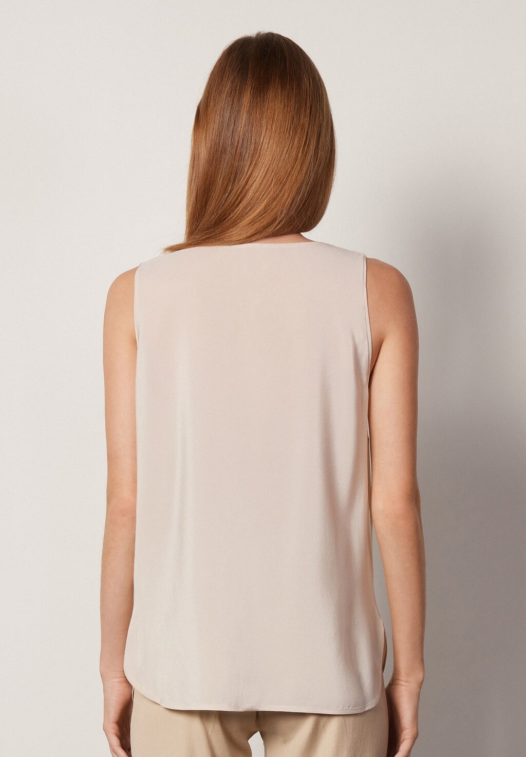 Топ WIDE-NECK Falconeri, цвет Mottled Light Yellow
Топ WIDE-NECK Falconeri, цвет Mottled Light Yellow