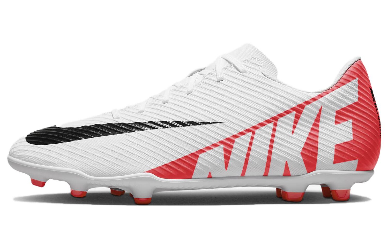 Nike Mercurial Vapor 15 Футбольные бутсы унисекс, White/Red
Nike Mercurial Vapor 15 Футбольные бутсы унисекс, White/Red