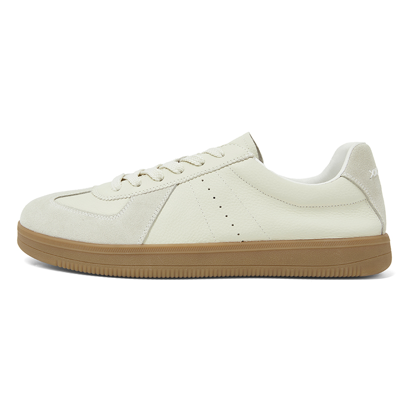 Низкие повседневные туфли цвета экрю для мужчин COMELY, Ecru
Низкие повседневные туфли цвета экрю для мужчин COMELY, Ecru