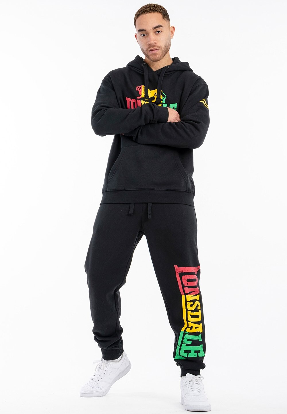 Спортивные брюки JOGGING SOUNDS TWO Lonsdale, черный
Спортивные брюки JOGGING SOUNDS TWO Lonsdale, черный