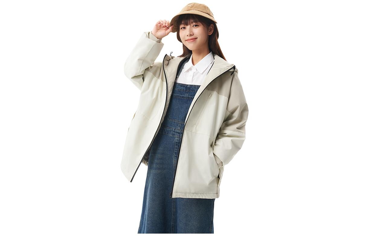 Стеганая куртка унисекс теплая белый Goldlion G+
Стеганая куртка унисекс теплая белый Goldlion G+