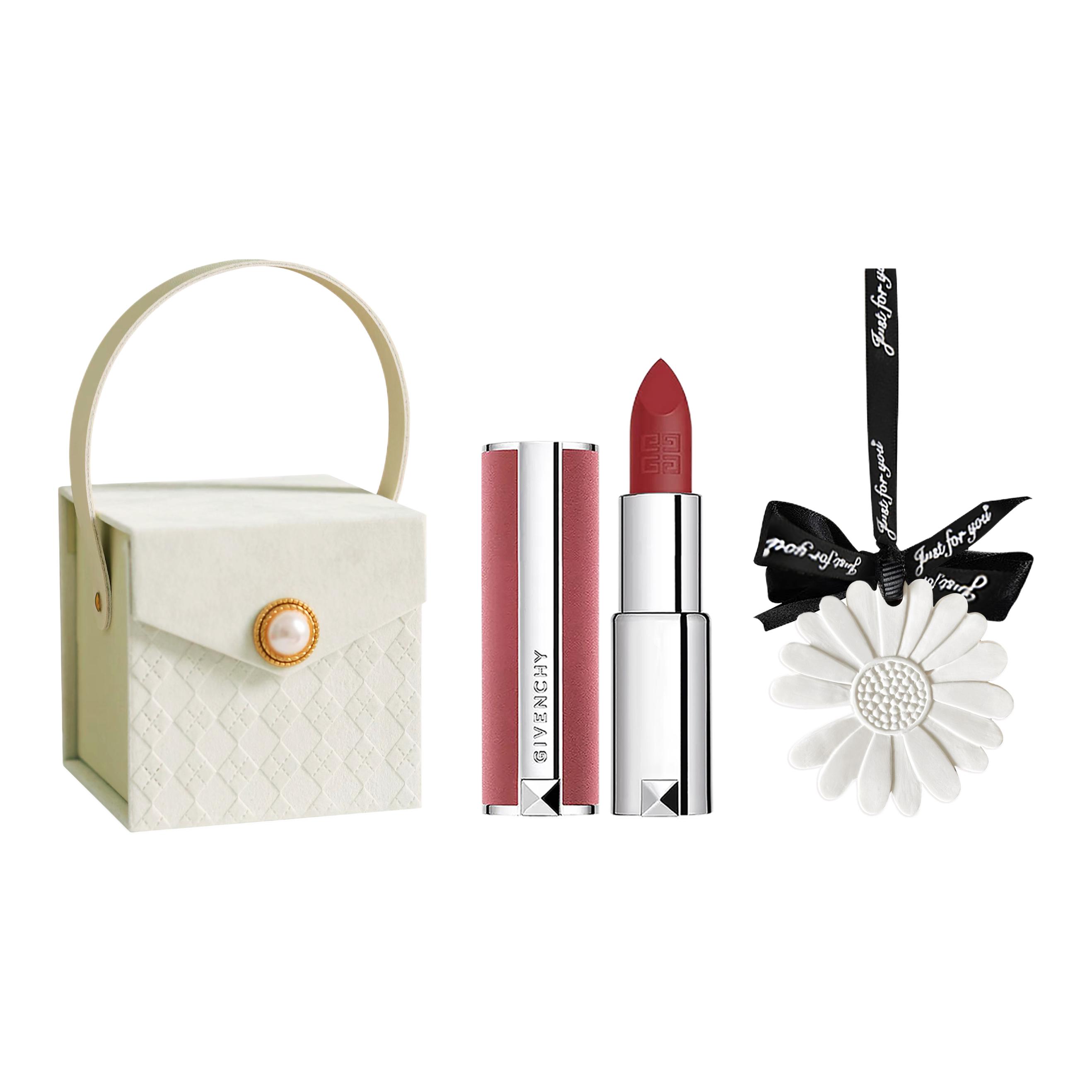 SAINT LAURENT Набор пробников помады Black Angel Box помада атласный блеск легко растушевывается тон
SAINT LAURENT Набор пробников помады Black Angel Box помада атласный блеск легко растушевывается тон