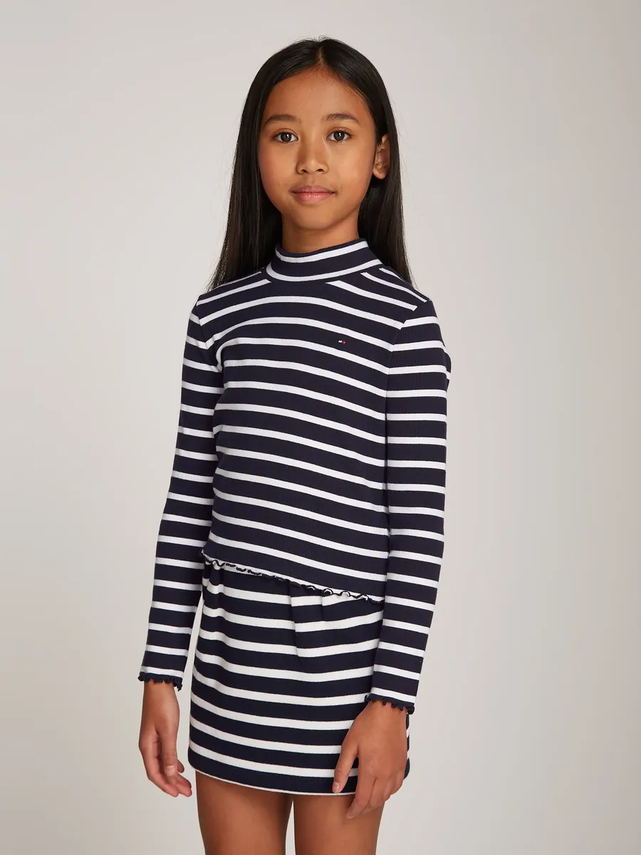 Рубашка Tommy Hilfiger с длинными рукавами "MOCK NECK RIB TOP LS", в полоску, с замком по краю, цвет Desert Sky
Рубашка Tommy Hilfiger с длинными рукавами "MOCK NECK RIB TOP LS", в полоску, с замком по краю, цвет Desert Sky