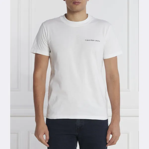Футболка стандартного кроя с логотипом Calvin Klein, белый
Футболка стандартного кроя с логотипом Calvin Klein, белый