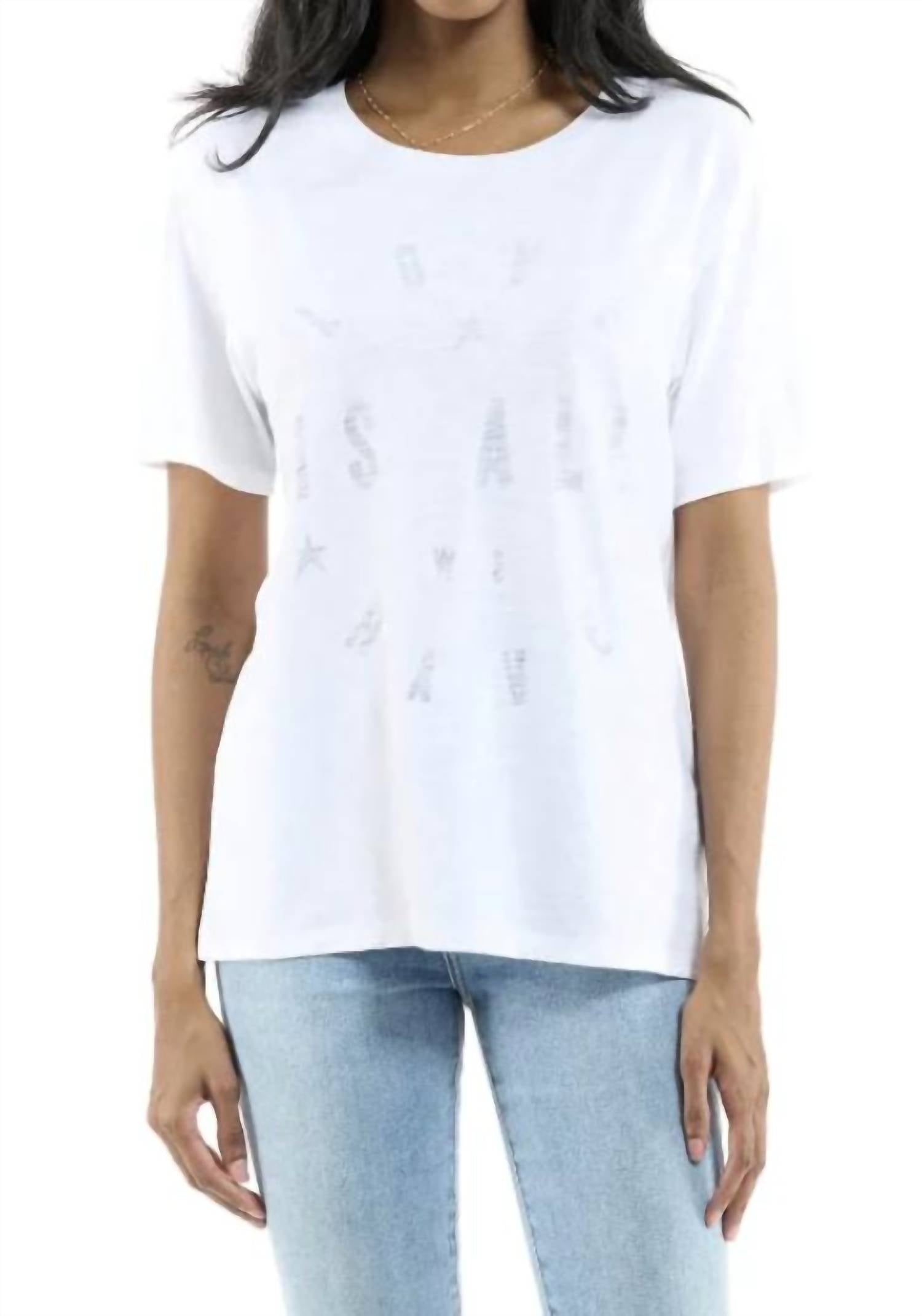 Футболка Love Is All We Have Wide белого цвета CHRLDR
Футболка Love Is All We Have Wide белого цвета CHRLDR