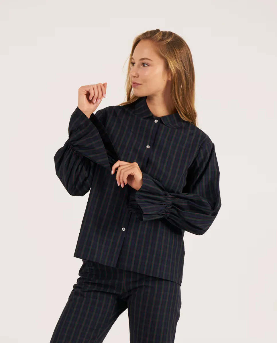 Женская пижамная футболка на пуговицах с принтом в клетку Bohodot, тёмно-синий
Женская пижамная футболка на пуговицах с принтом в клетку Bohodot, тёмно-синий