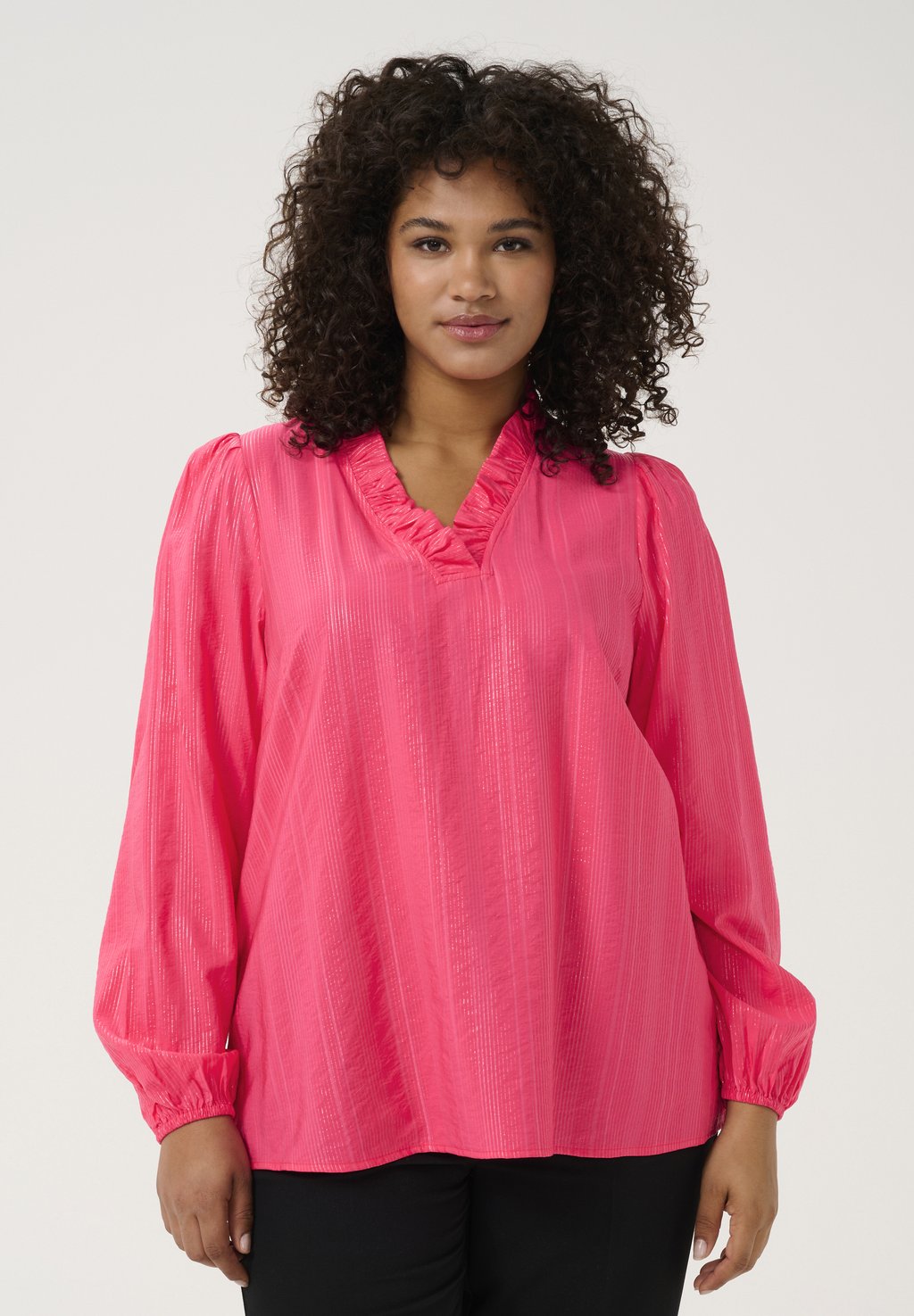 Блуза ANNI Kaffe Curve, красный
Блуза ANNI Kaffe Curve, красный