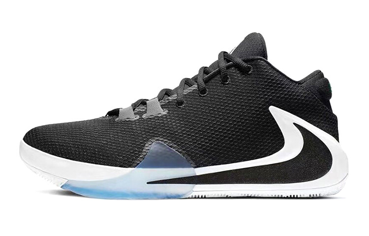 Детские баскетбольные кроссовки Nike Freak 1 детские 
Детские баскетбольные кроссовки Nike Freak 1 детские