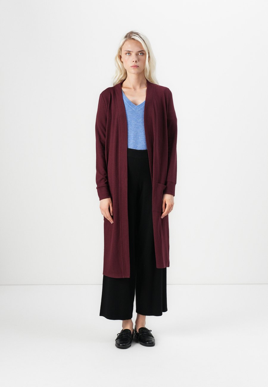 Кардиган Noisy May NMCITY CARDIGAN, Windsor Wine/Bordeaux
Кардиган Noisy May NMCITY CARDIGAN, Windsor Wine/Bordeaux