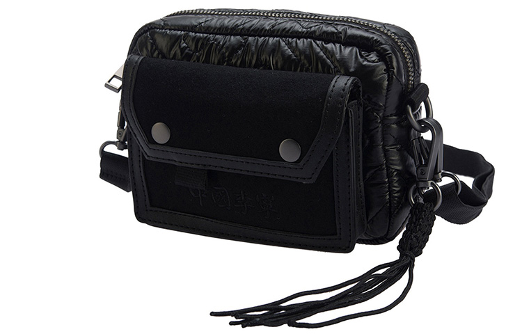 LiNing Тканевая наплечная сумка Regular Unisex Black, Черный, LiNing Тканевая наплечная сумка Regular Unisex Black
LiNing Тканевая наплечная сумка Regular Unisex Black, Черный, LiNing Тканевая наплечная сумка Regular Unisex Black