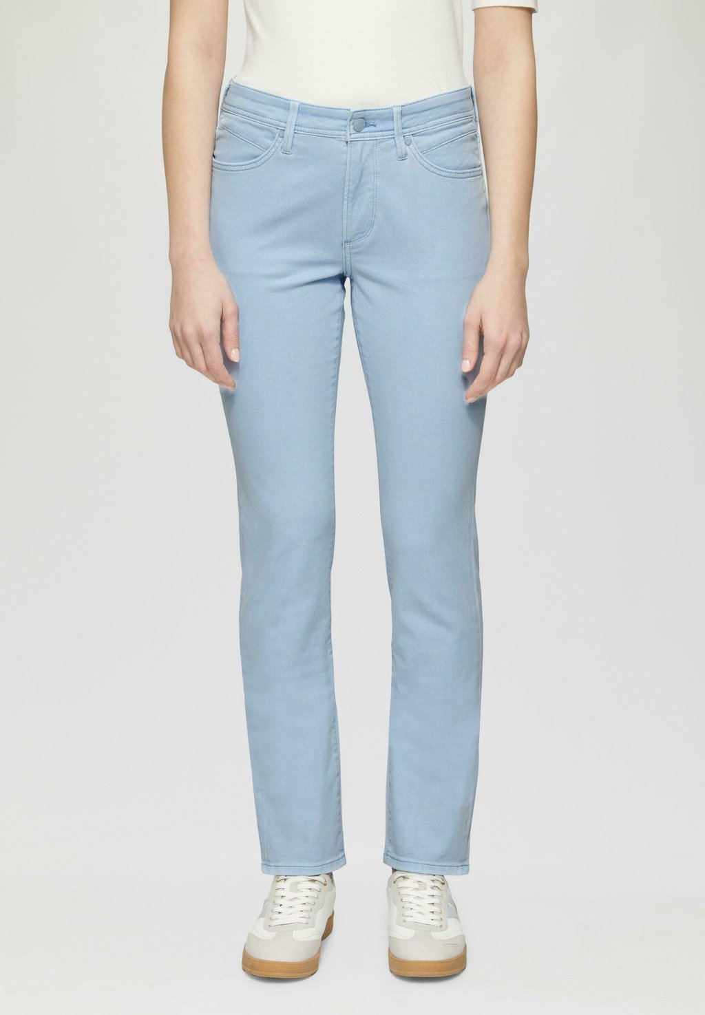 Джинсы s.Oliver, цвет Hellblau
Джинсы s.Oliver, цвет Hellblau