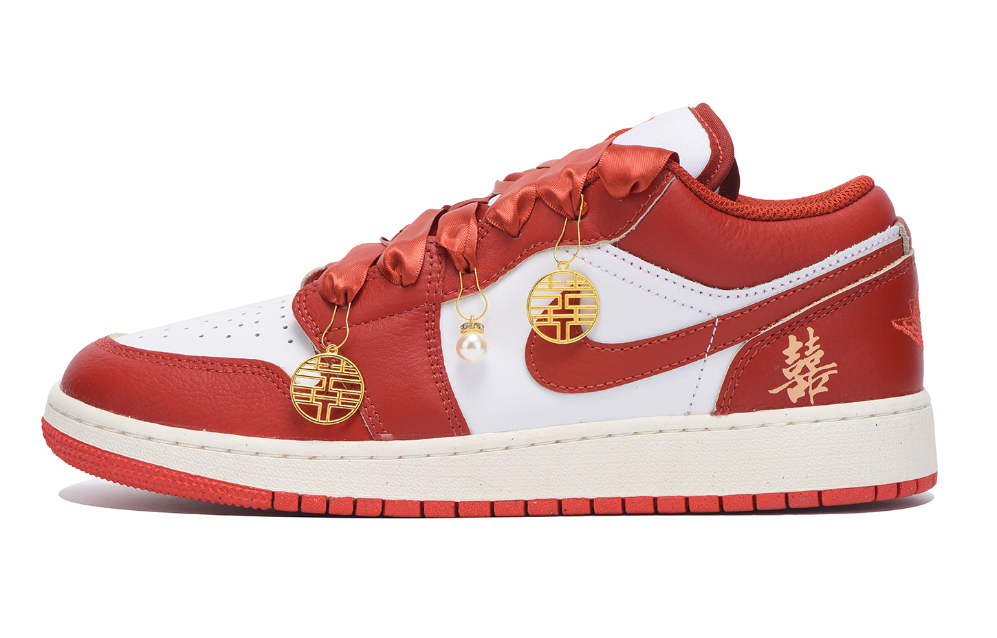 Jordan Баскетбольные кроссовки Air 1 Anti-Slip с низким верхом, износостойкие, мужские, цвет: настоящий красный
Jordan Баскетбольные кроссовки Air 1 Anti-Slip с низким верхом, износостойкие, мужские, цвет: настоящий красный