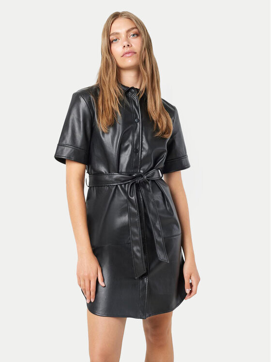 Платье из искусственной кожи, стандартного кроя Noisy May, черный
Платье из искусственной кожи, стандартного кроя Noisy May, черный