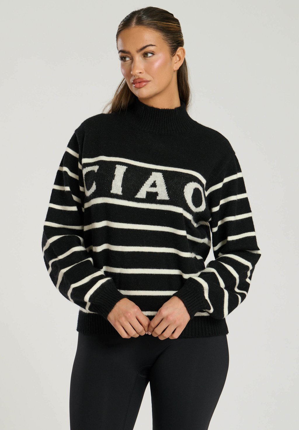 Джемпер SKI FUNNEL NECK SLOGAN STRIPED KNIT South Beach, черный
Джемпер SKI FUNNEL NECK SLOGAN STRIPED KNIT South Beach, черный