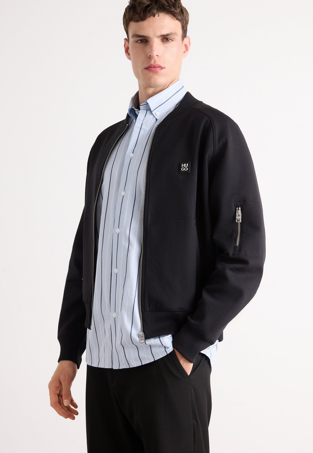 Толстовка на молнии DARGENZIP HUGO, черный
Толстовка на молнии DARGENZIP HUGO, черный