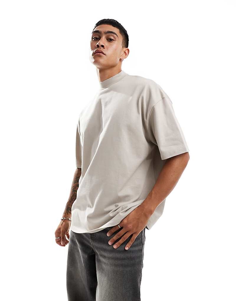 ASOS DESIGN – Essential – Серо-бежевая плотная футболка oversize с высоким воротником, 240 г/м2
ASOS DESIGN – Essential – Серо-бежевая плотная футболка oversize с высоким воротником, 240 г/м2