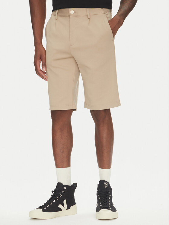 Шорты из ткани обычного кроя 30-506062 Lindbergh, бежевый
Шорты из ткани обычного кроя 30-506062 Lindbergh, бежевый