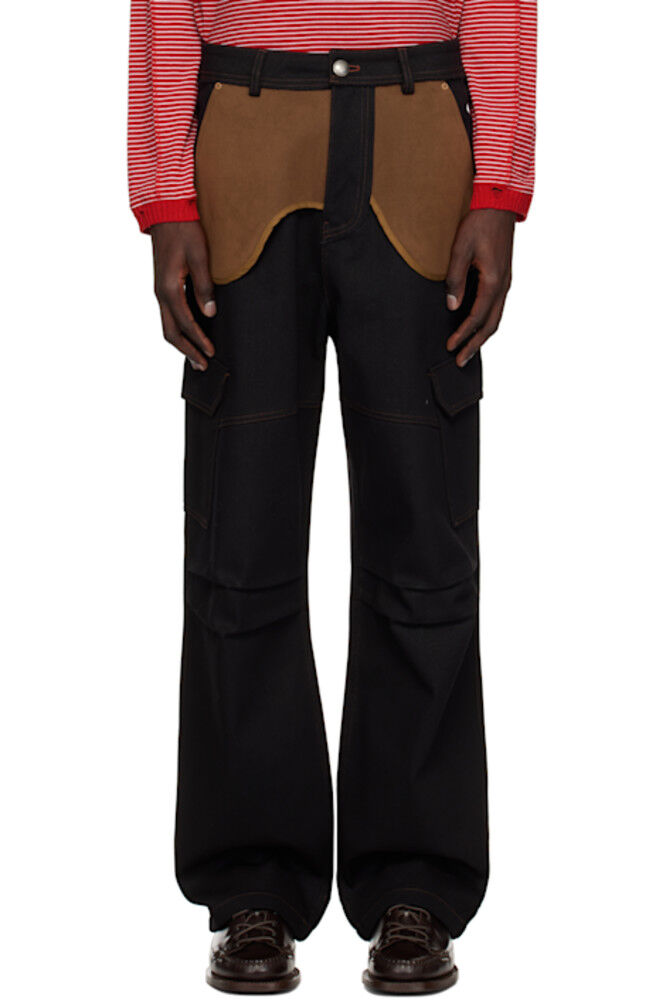 Черные брюки-карго из денима с накладным воротником Andersson Bell
Черные брюки-карго из денима с накладным воротником Andersson Bell