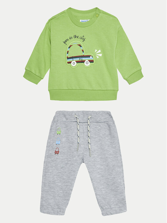 Спортивный костюм regular fit 2821 Mayoral, зеленый
Спортивный костюм regular fit 2821 Mayoral, зеленый