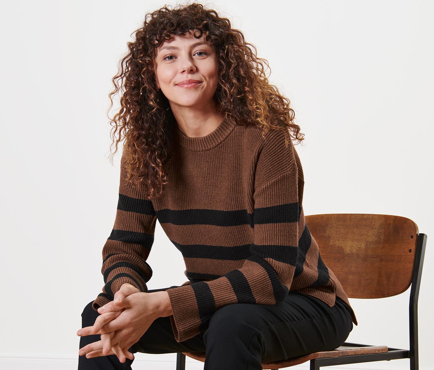 Полосатый вязаный свитер Tchibo 
Полосатый вязаный свитер Tchibo