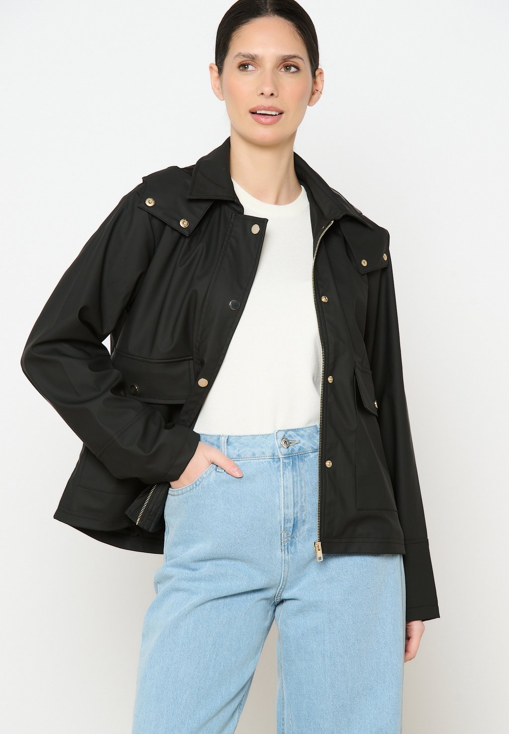 Легкая куртка LolaLiza, черный 
Легкая куртка LolaLiza, черный