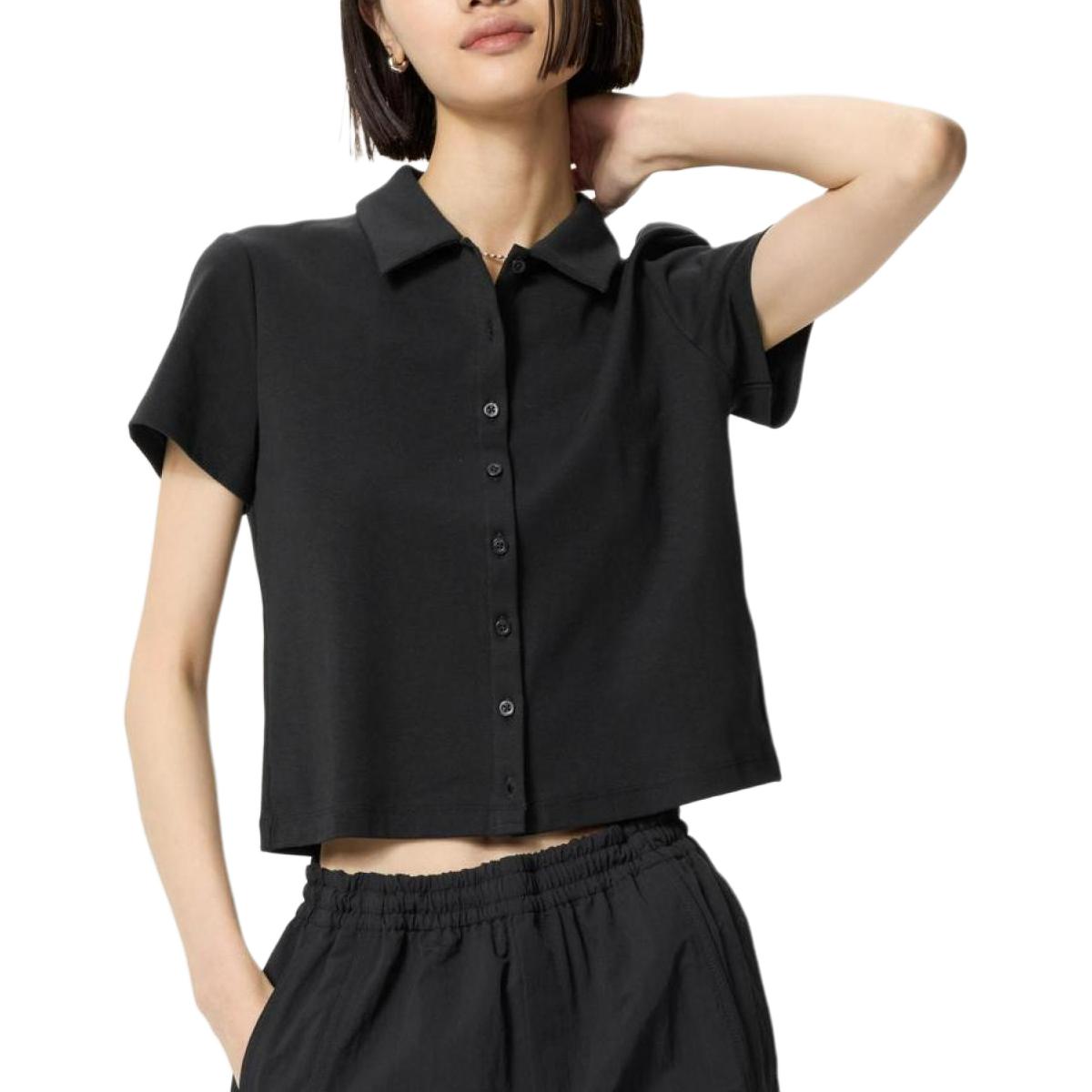UNIQLO Женская черная поло
UNIQLO Женская черная поло