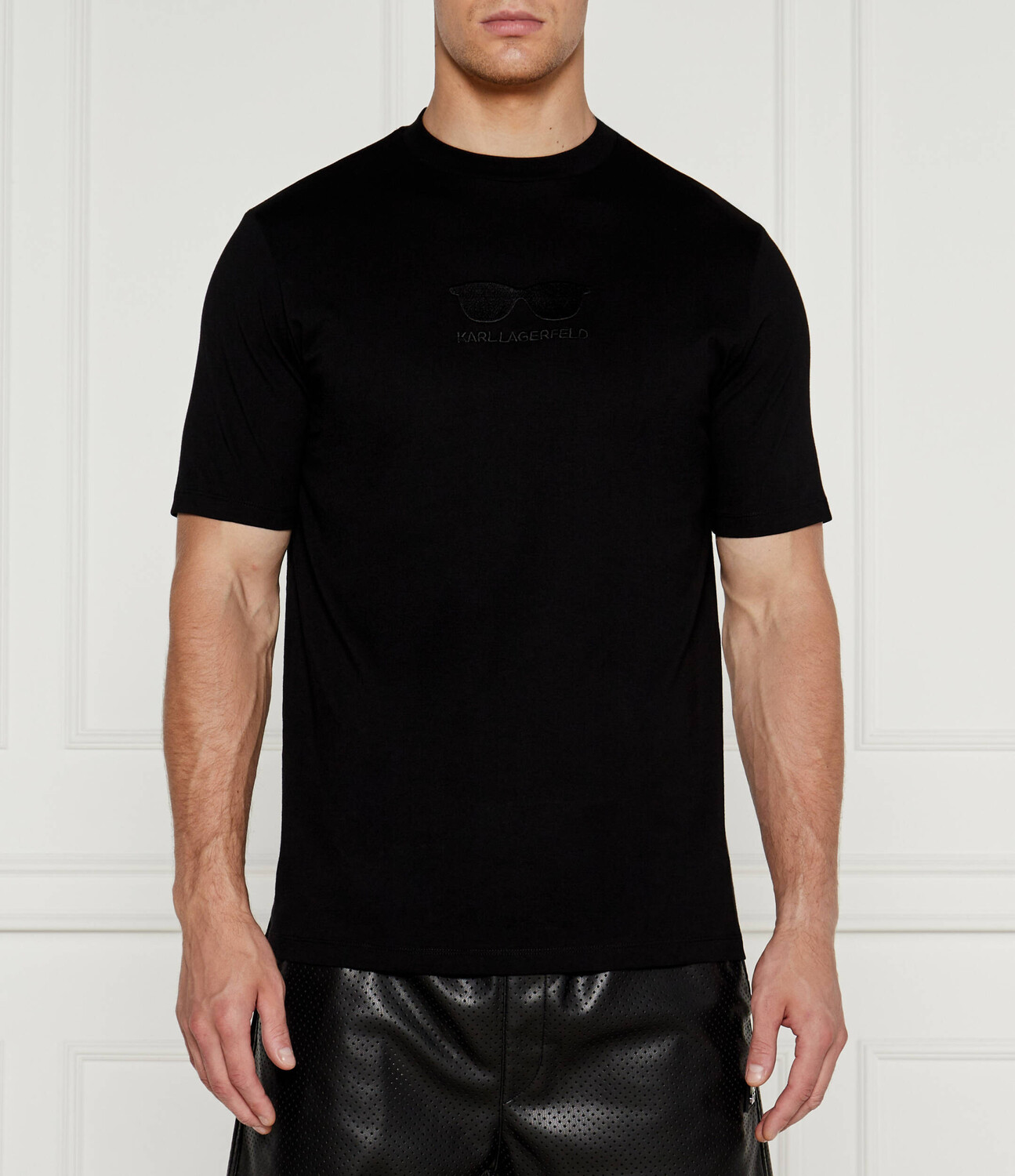 Футболка Karl Lagerfeld Regular Fit, черный
Футболка Karl Lagerfeld Regular Fit, черный