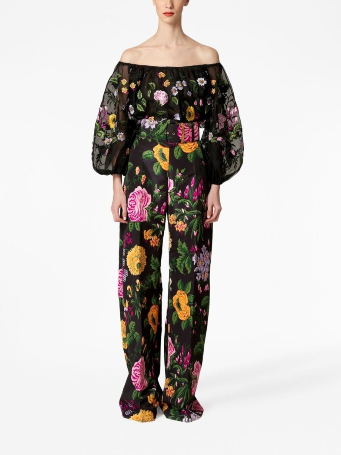 Carolina Herrera шелковая блузка с цветочным принтом, черный
Carolina Herrera шелковая блузка с цветочным принтом, черный