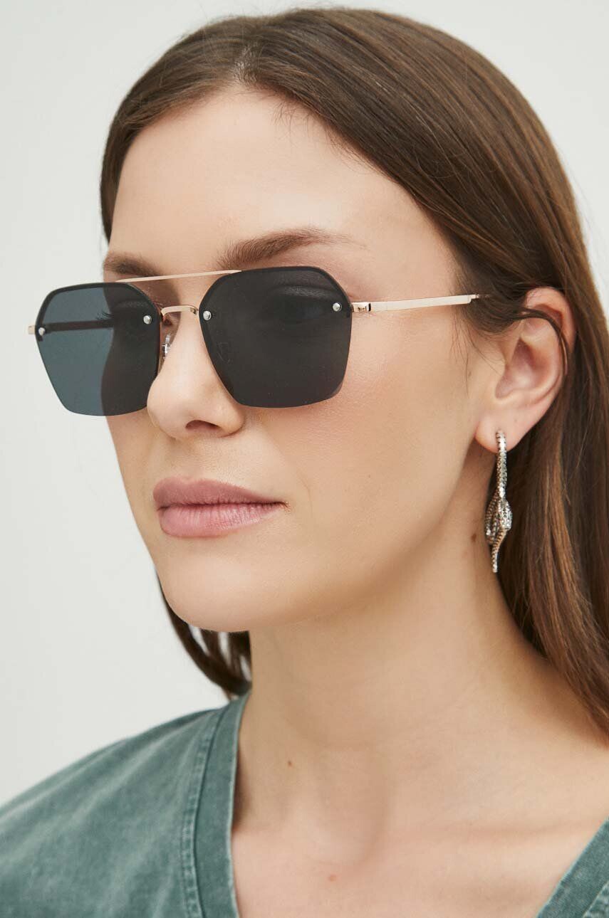 Солнцезащитные очки Medicine, черный
Солнцезащитные очки Medicine, черный