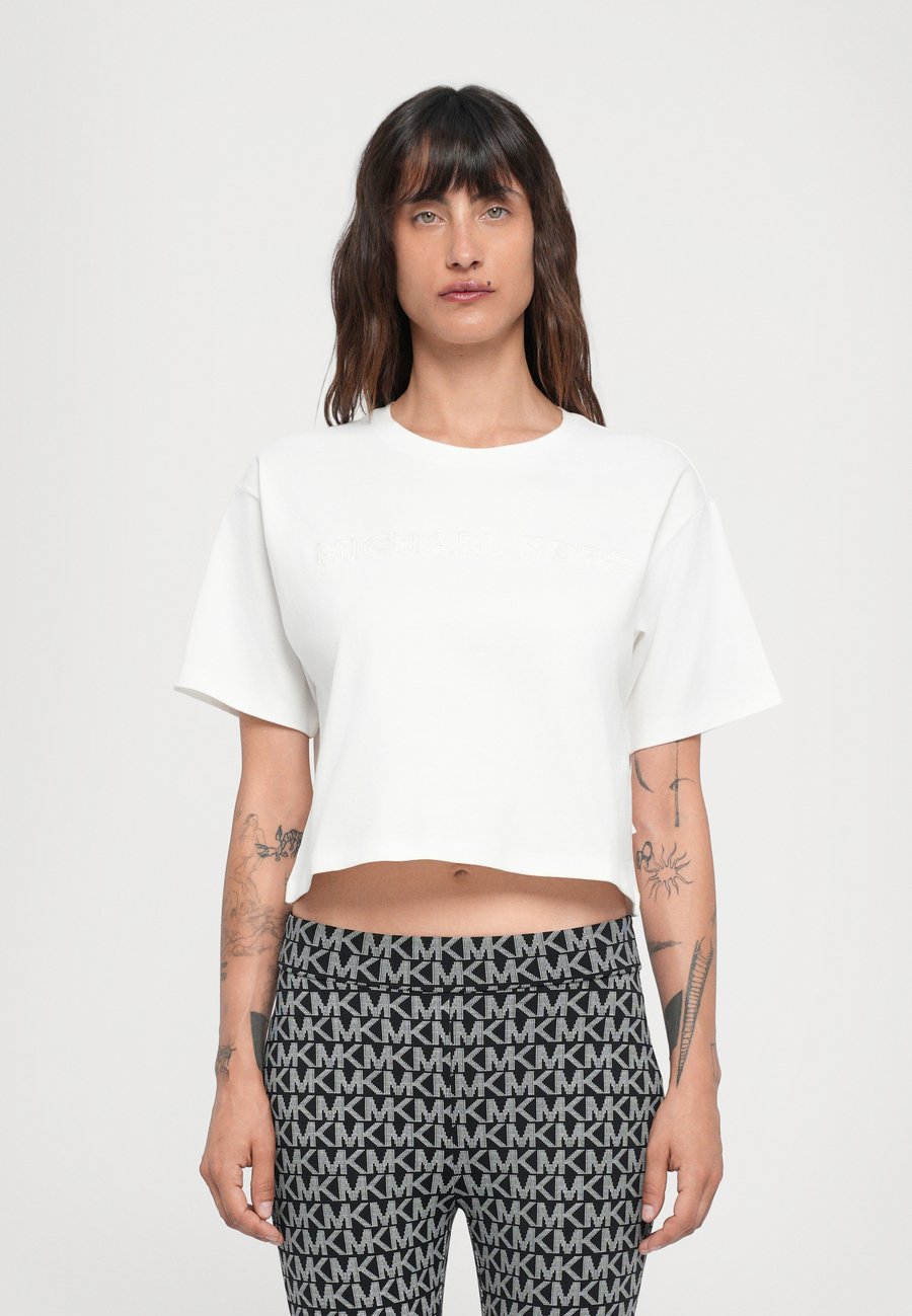 Футболка MICHAEL Michael Kors CROP TEE, White, Белый, Футболка MICHAEL Michael Kors CROP TEE, White
Футболка MICHAEL Michael Kors CROP TEE, White, Белый, Футболка MICHAEL Michael Kors CROP TEE, White