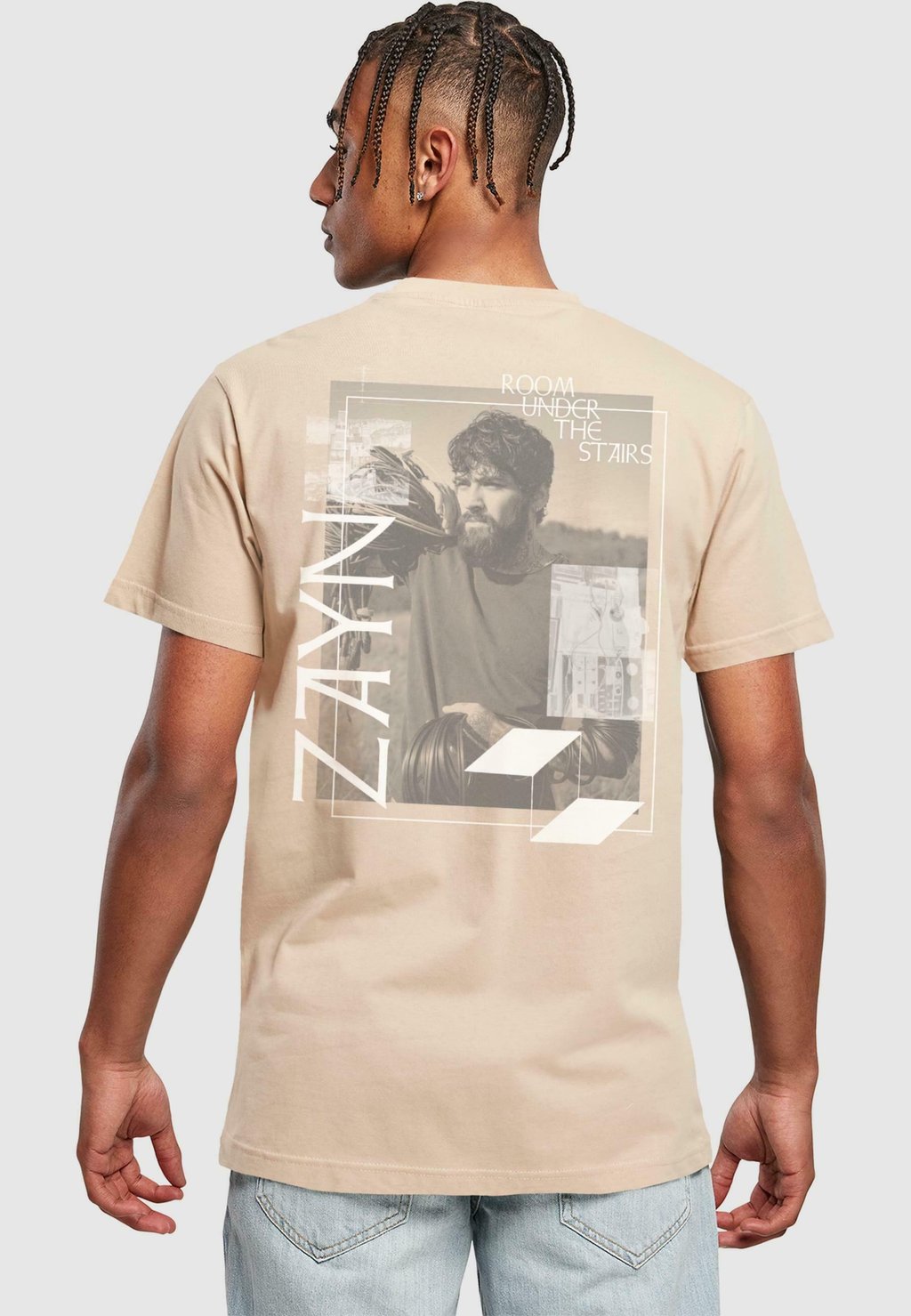 Футболка с принтом ZAYN - INDIGO Merchcode, бежевый
Футболка с принтом ZAYN - INDIGO Merchcode, бежевый