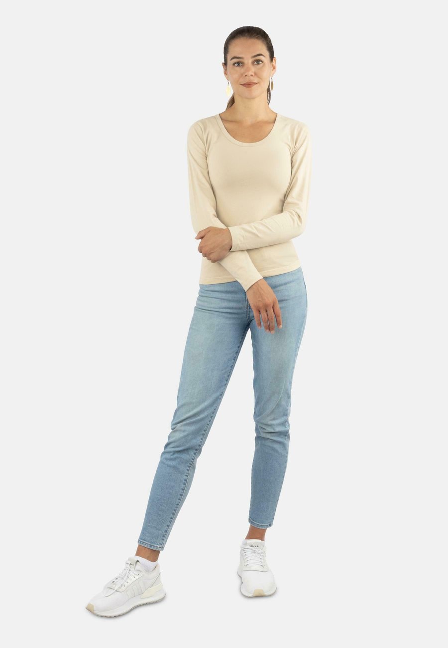 Топ Normani Long sleeved top, Beige Burgund/Beige
Топ Normani Long sleeved top, Beige Burgund/Beige