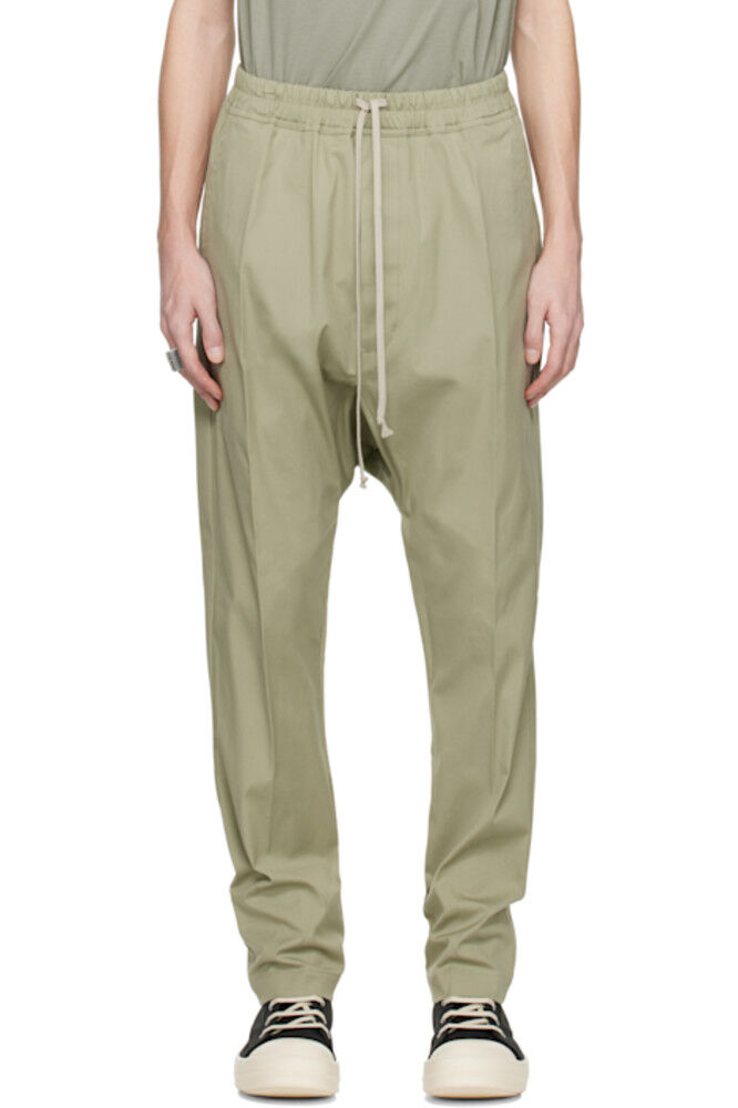 Длинные брюки с завязками на зеленом голливудском стиле Rick Owens
Длинные брюки с завязками на зеленом голливудском стиле Rick Owens