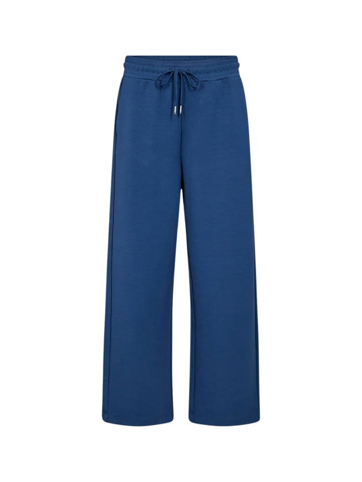 Брюки SC_BANU в цвете 6832 ESTATE BLUE soyaconcept
Брюки SC_BANU в цвете 6832 ESTATE BLUE soyaconcept