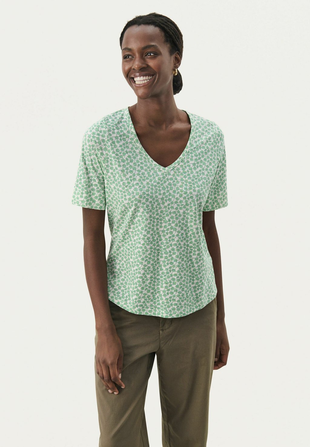 Футболка с принтом CURLIAPW Part Two, зеленый
Футболка с принтом CURLIAPW Part Two, зеленый