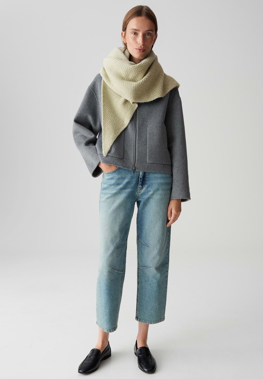 Шарф OPUS SOFT TRIANGLE MELANGE, Soft Matcha/Light Green
Шарф OPUS SOFT TRIANGLE MELANGE, Soft Matcha/Light Green