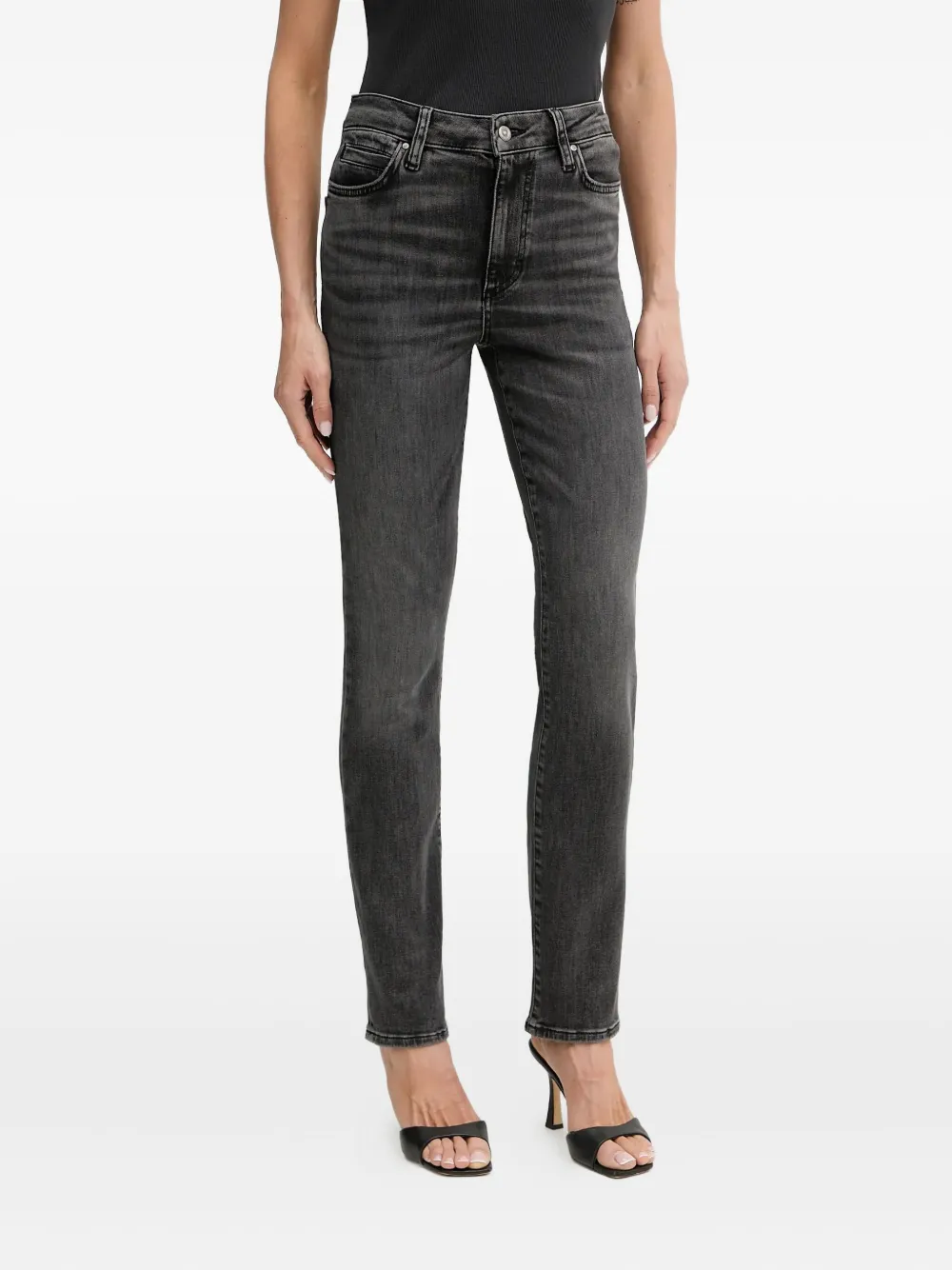 Джинсы с нашивкой-логотипом BOSS, серый
Джинсы с нашивкой-логотипом BOSS, серый