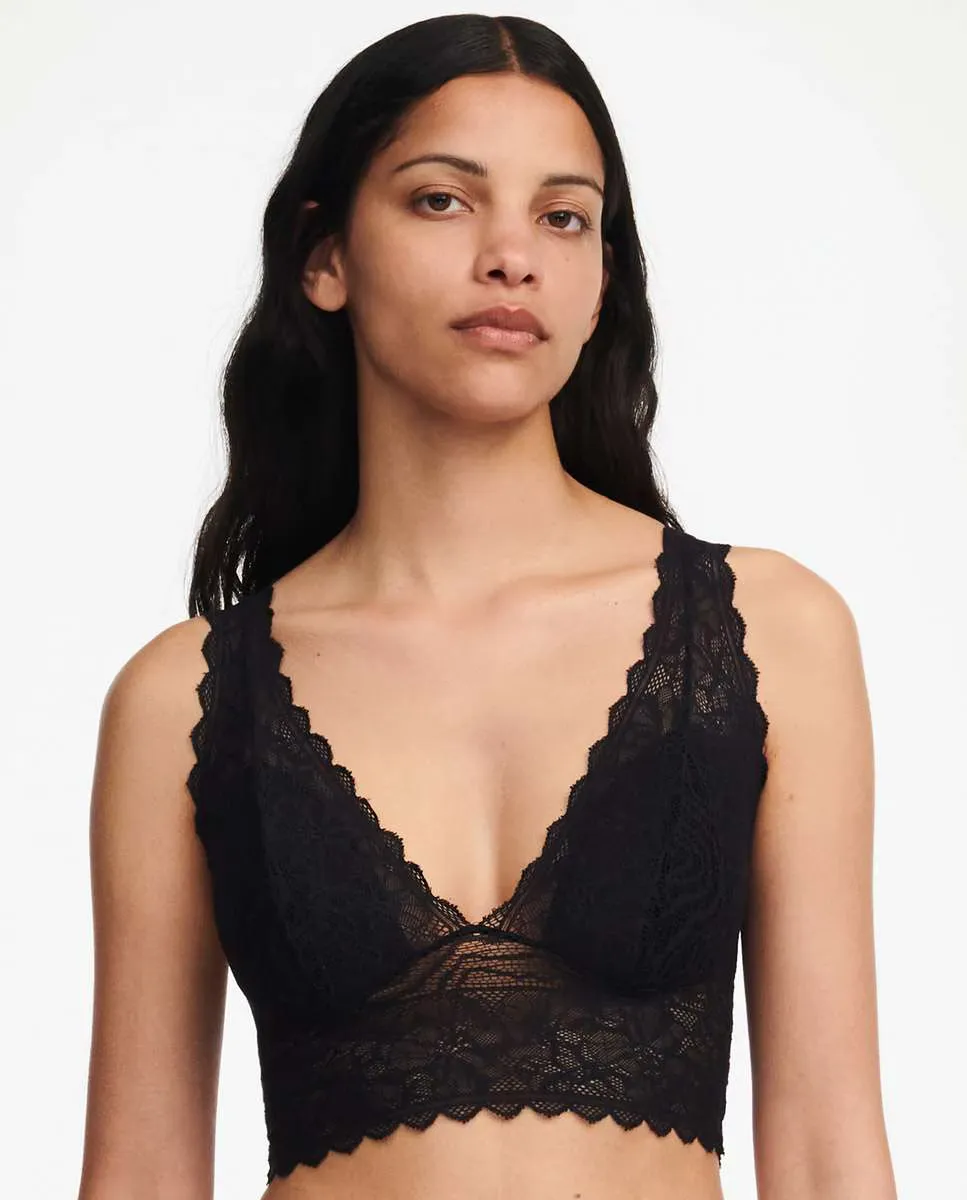 Формованный бюстгальтер без бретелей из кружева и ультрамягкой ткани Floral Touch Chantelle, черный
Формованный бюстгальтер без бретелей из кружева и ультрамягкой ткани Floral Touch Chantelle, черный