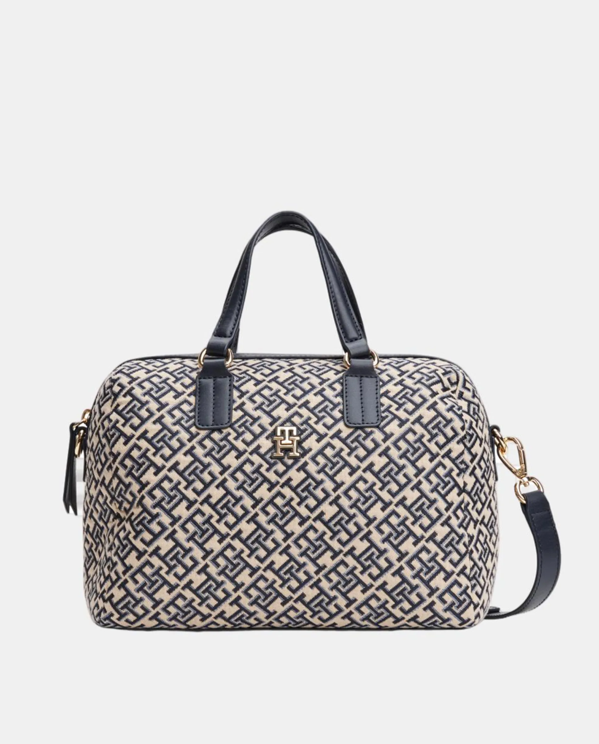 Женская спортивная сумка в синем жаккарде Tommy Hilfiger, темно-синий
Женская спортивная сумка в синем жаккарде Tommy Hilfiger, темно-синий