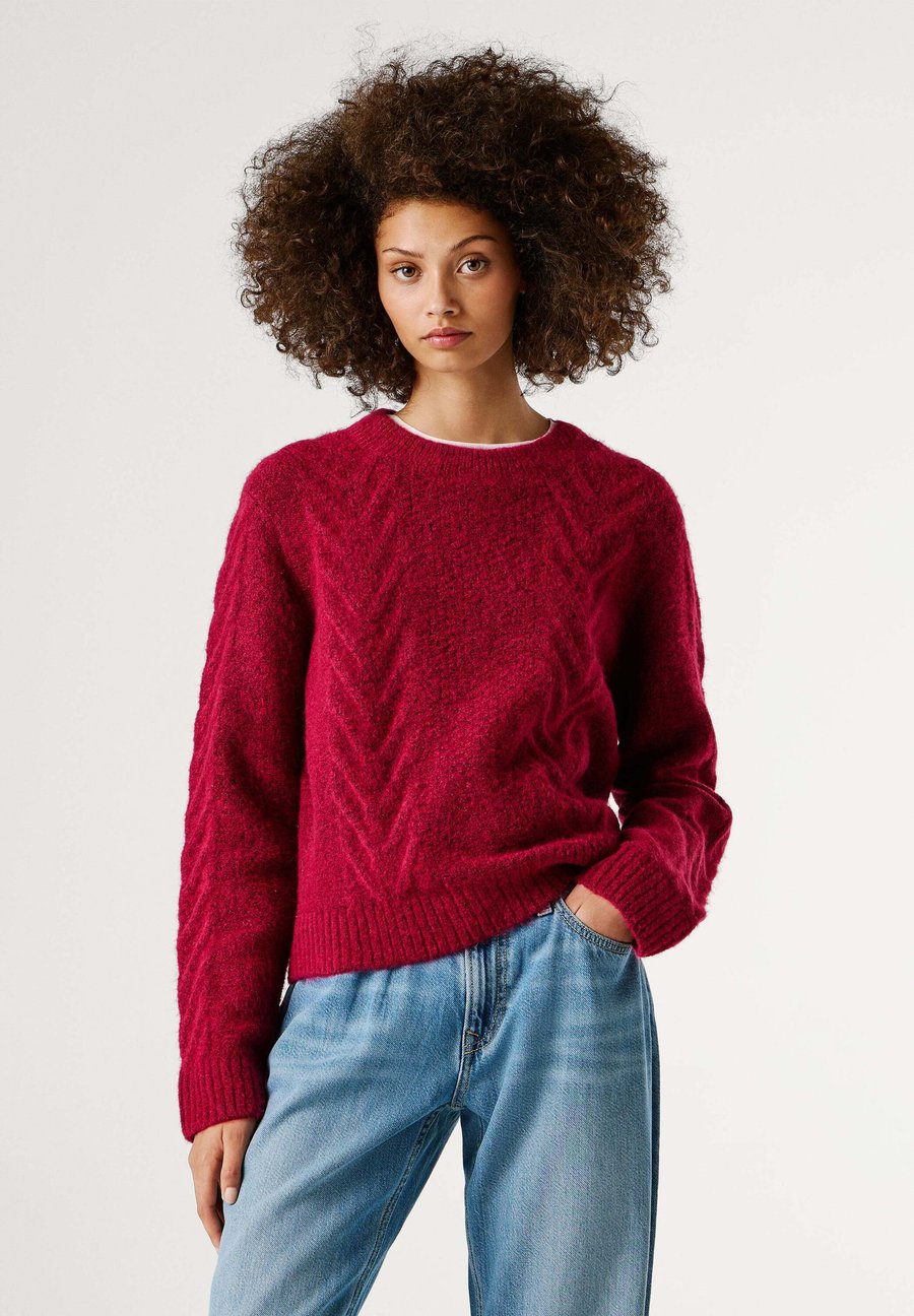 Джемпер Pepe Jeans EMILY, Currant Red/Bordeaux
Джемпер Pepe Jeans EMILY, Currant Red/Bordeaux