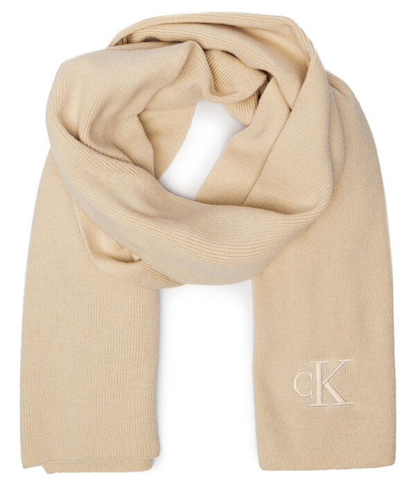 Шарф женский Calvin Klein Jeans однотонный, экрю
Шарф женский Calvin Klein Jeans однотонный, экрю