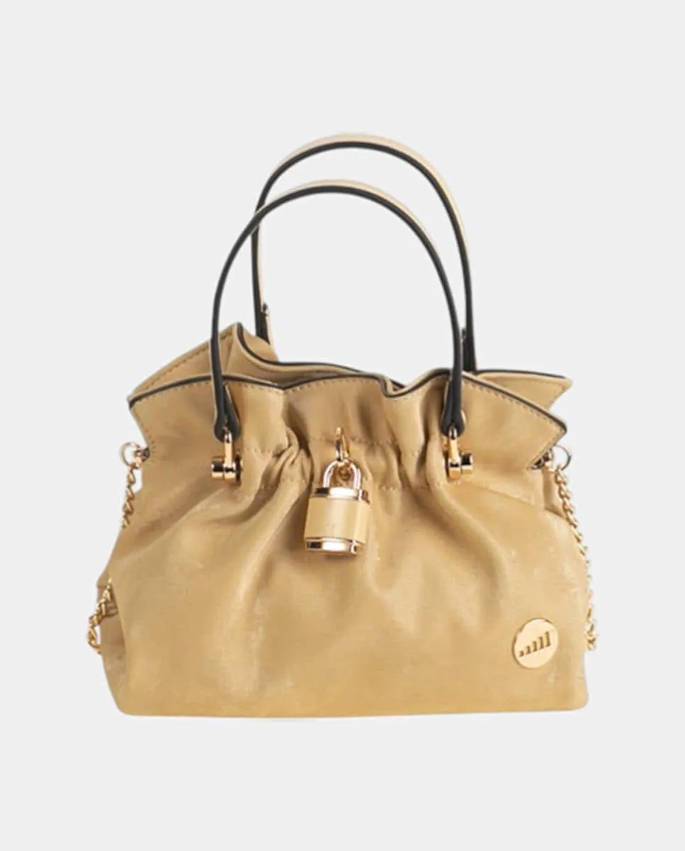 Сумка из фактурной ткани с магнитной застежкой Застежка Volum, горчичный
Сумка из фактурной ткани с магнитной застежкой Застежка Volum, горчичный