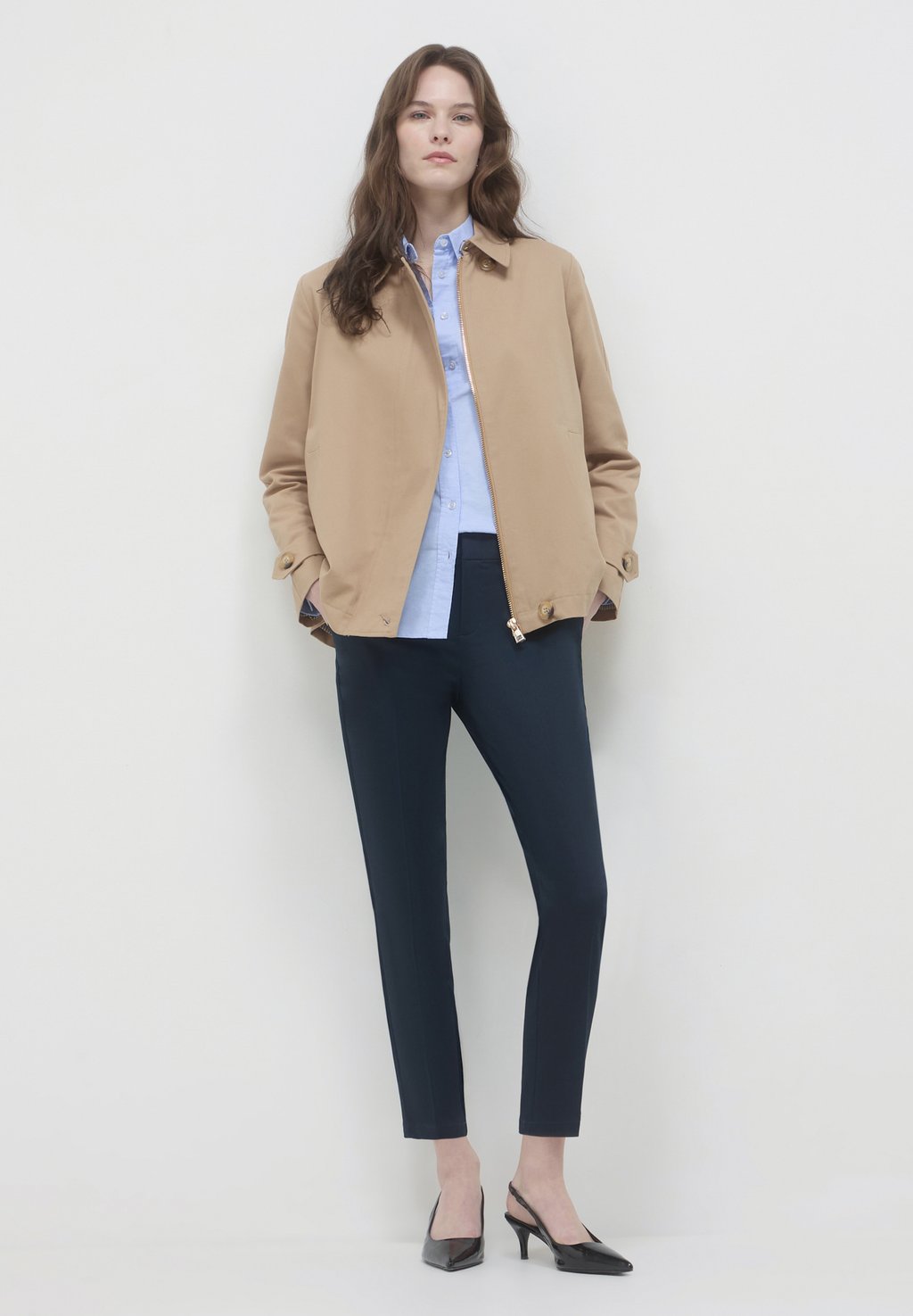 Летняя куртка CORTO UNITA Calliope, бежевый
Летняя куртка CORTO UNITA Calliope, бежевый