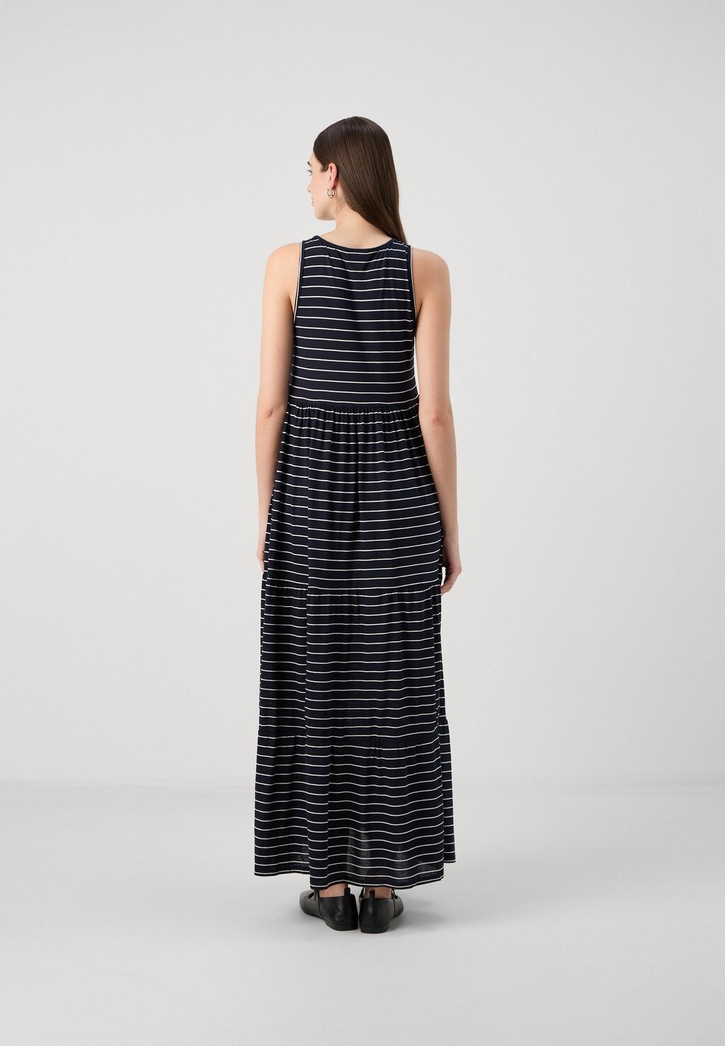 Длинное платье OLMJUANA DRESS ONLY MATERNITY, темно-синий
Длинное платье OLMJUANA DRESS ONLY MATERNITY, темно-синий