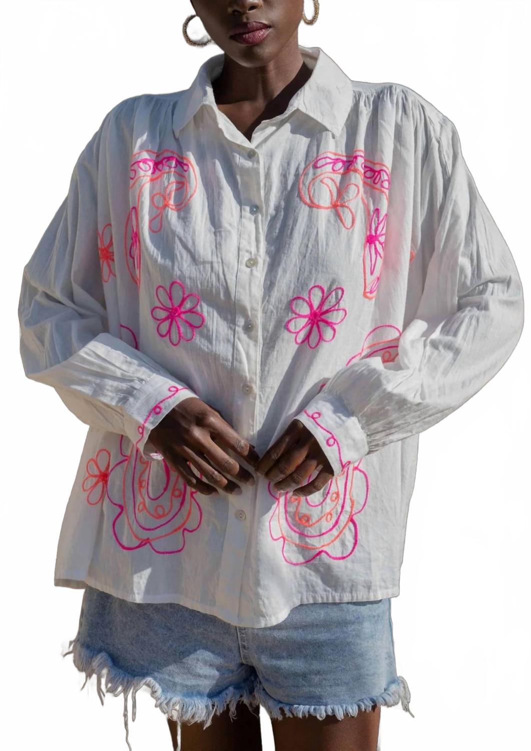 Белая хлопковая рубашка с вышивкой на пуговицах Gold & Silver
Белая хлопковая рубашка с вышивкой на пуговицах Gold & Silver