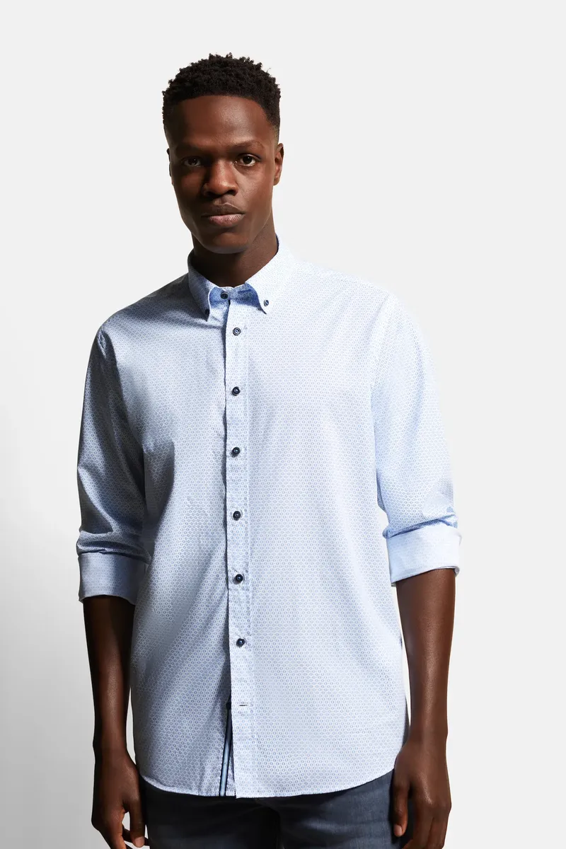 Рубашка bugatti с длинными рукавами и мелким графическим принтом, голубой
Рубашка bugatti с длинными рукавами и мелким графическим принтом, голубой