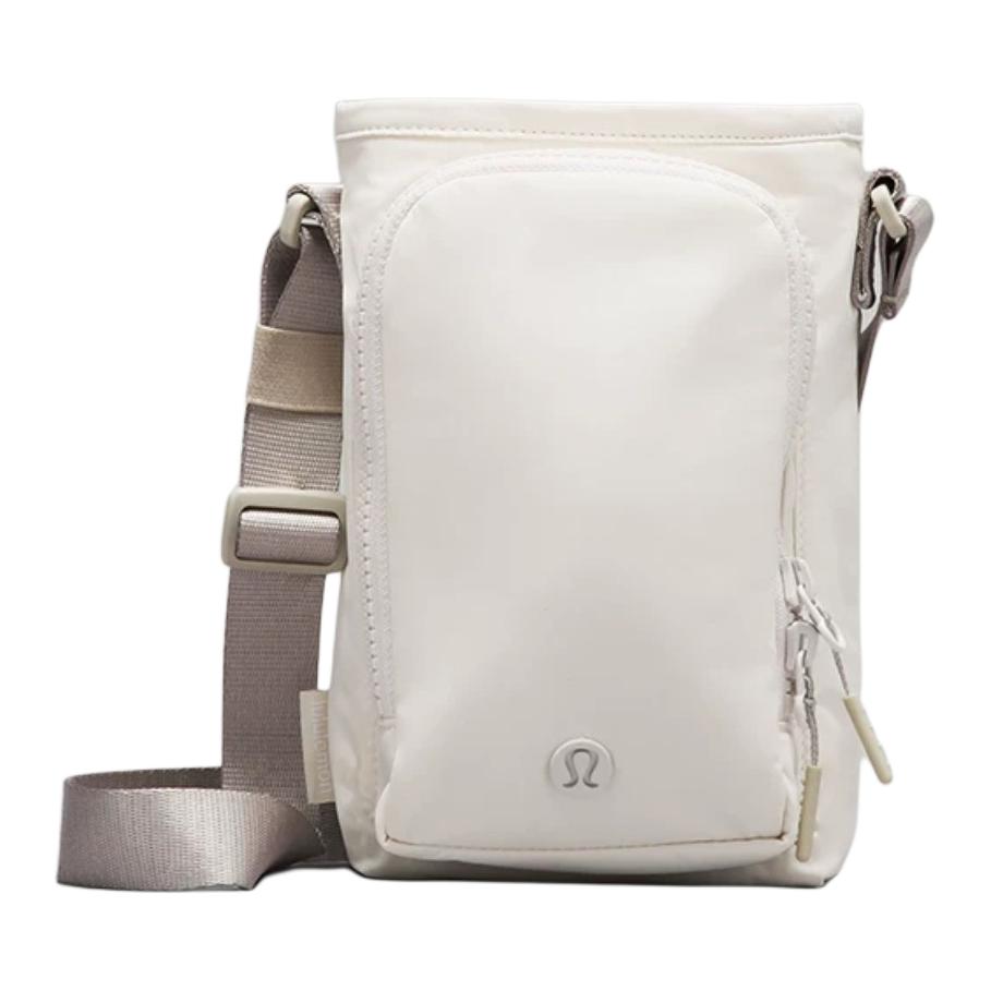 Lululemon Переработанный нейлоновый рюкзак через плечо унисекс Альбумин и натуральный лён, Albumin & Raw Linen
Lululemon Переработанный нейлоновый рюкзак через плечо унисекс Альбумин и натуральный лён, Albumin & Raw Linen